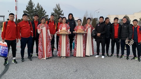 Uzbekistan đón U20 Việt Nam bằng nhiệt độ 5 độ C 